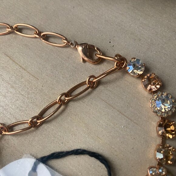 Mariana Flower Crystal Rose Gold Plated Champagne Blush Statement Necklace NWT - Picture 9 of 11